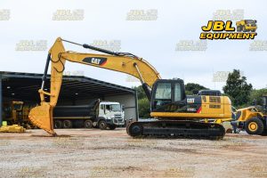 2019 CAT 330D2L 30 TON EXCAVATOR