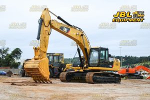 2019 CAT 330D2L 30 TON EXCAVATOR