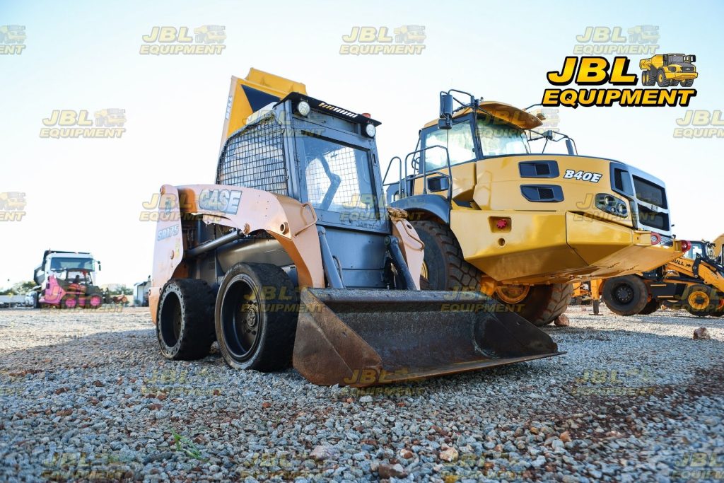 2016 CASE SR175 SKIDSTEER LOADER