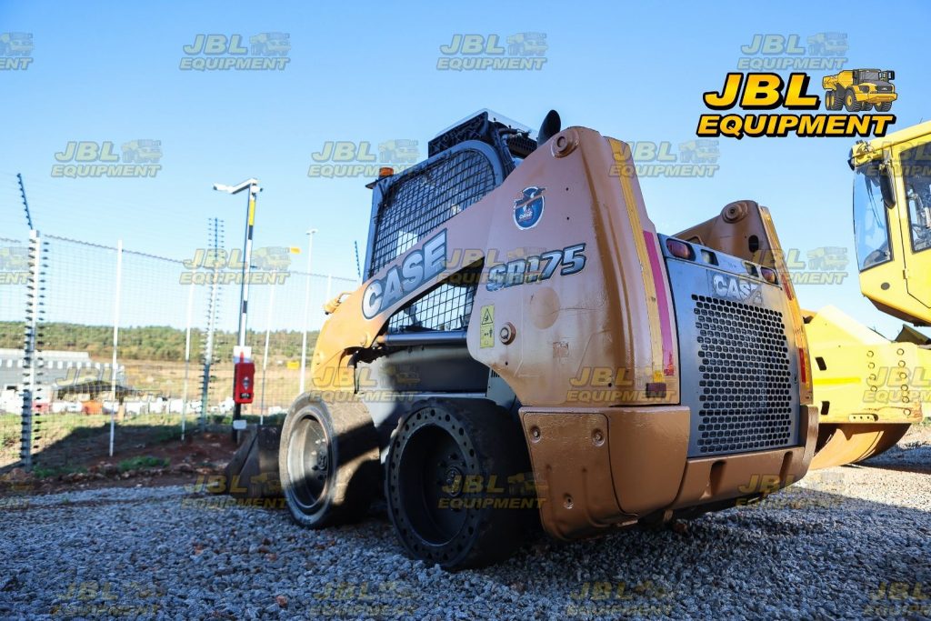 2016 CASE SR175 SKIDSTEER LOADER