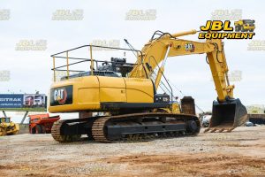 2014 CAT329D 30 TON EXCAVATOR