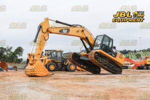 2019 CAT 330D2L 30 TON EXCAVATOR