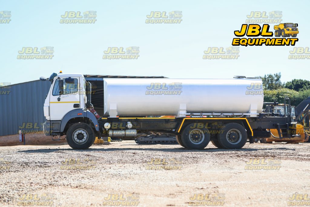 2023 POWERSTAR VX2628 18000L WATER BOWSER TRUCK