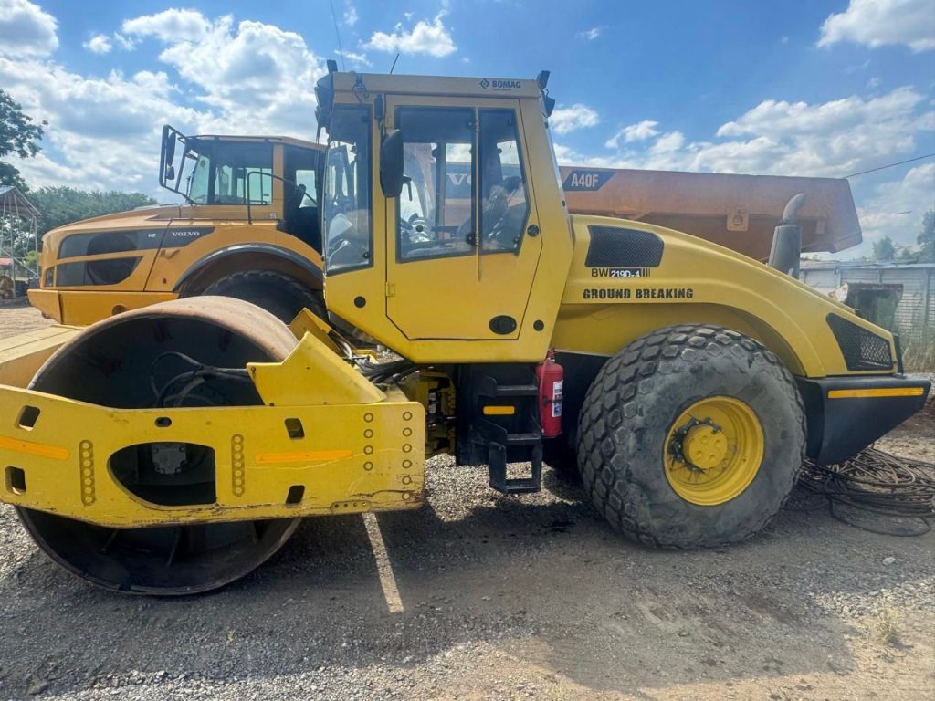2010 BOMAG BW219D-4 ROLLER