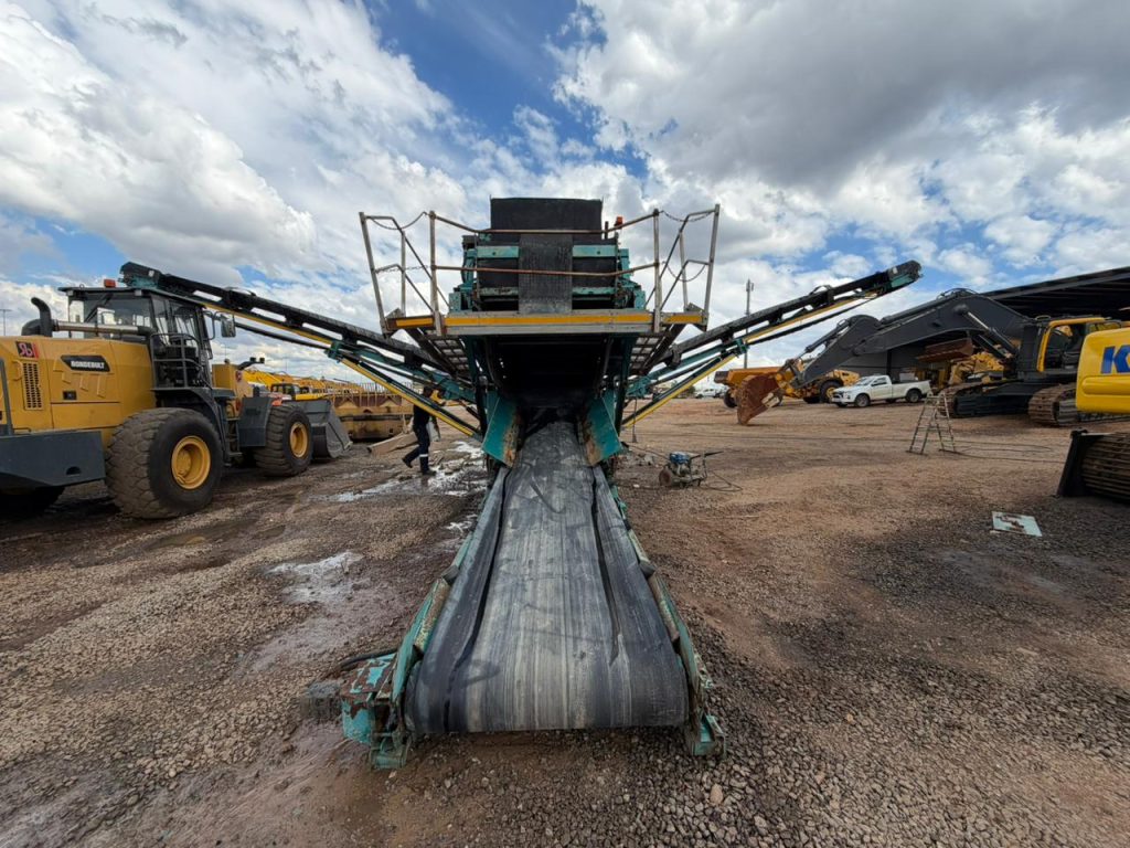 CHIEFTAIN POWERSCREEN 1400 SCREEN