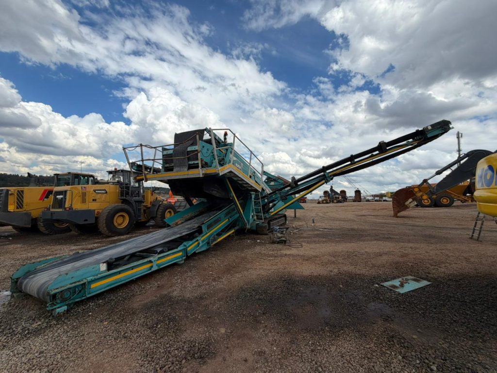 CHIEFTAIN POWERSCREEN 1400 SCREEN