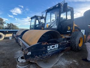 2013 JCB VIBROMAX VM115 12 TON SMOOTH DRUM ROLLER