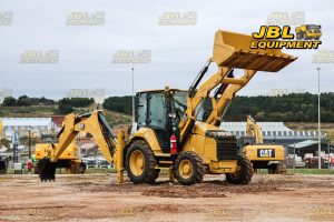 2020 CAT 428F2 TLB 4X4