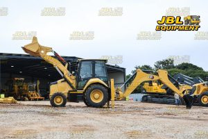 2020 CAT 428F2 TLB 4X4