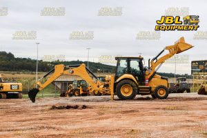2020 CAT 428F2 TLB 4X4
