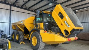 2017 BELL B30E ADT