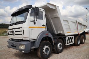 REFURBISHED 2016 POWERSTAR VX4035 18CUBE TIPPER TRUCK