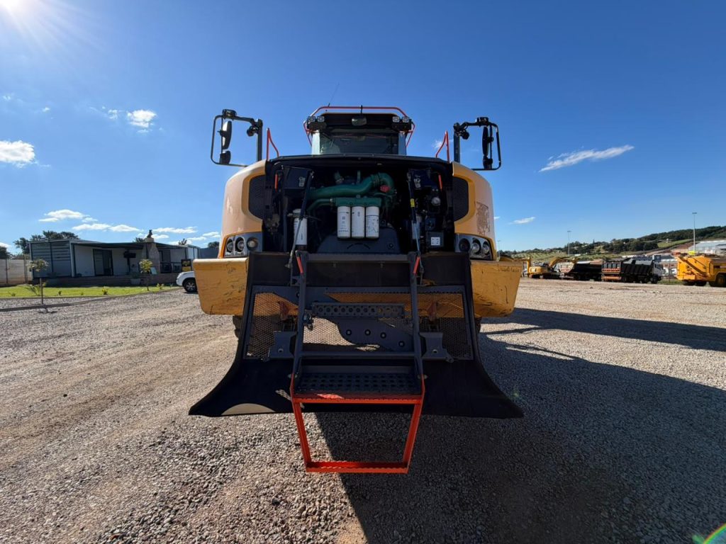 2022 VOLVO A60H 6X6 ADT