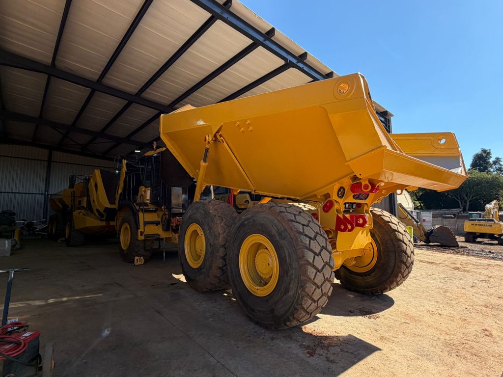 2017 BELL B30E ADT