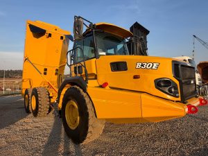 2017 BELL B30E ADT