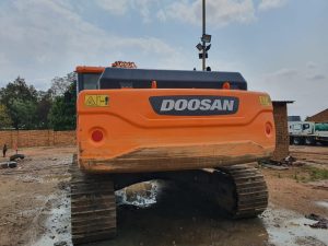 2021 DOOSAN DX300LCA 30 TON EXCAVATOR