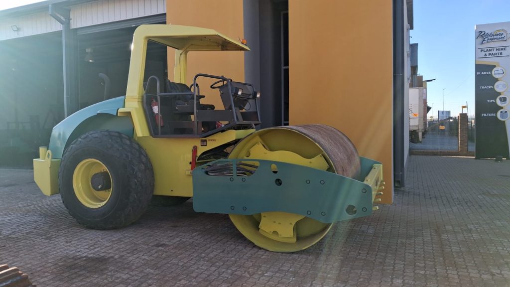 2014 AMMANN ASC100 SMOOTH DRUM ROLLER