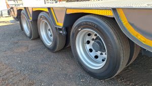 2026 PARAMOUNT TRI AXLE STEP DECK