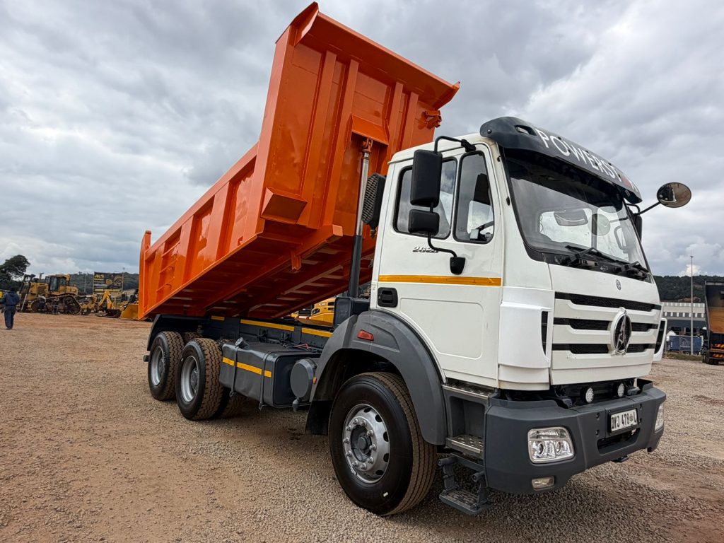 2018 POWERSTAR VX2628 10 CUBE TIPPER TRUCK