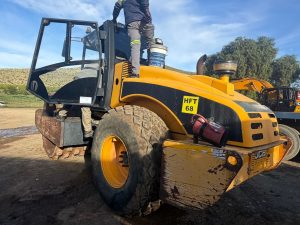 2013 JCB VIBROMAX VM200D 20 TON ROLLER WITH PADFOOT SHELLS