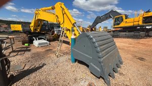 2010 KOMATSU PC400 40 TON (REBUILD)