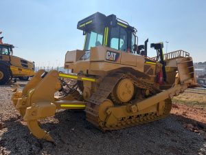 2018 CAT D6R2 DOZER 9 REFURBISHED)