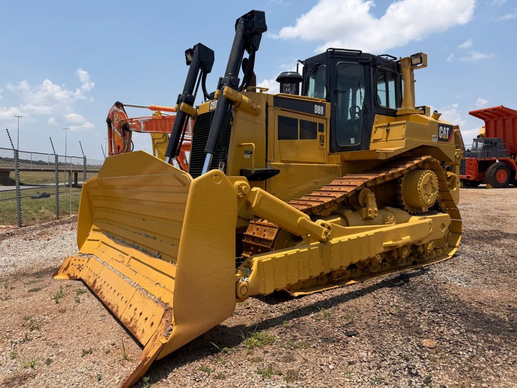2015 CAT D8R DOZER (REBUILD)