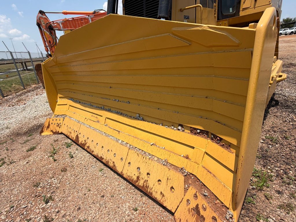 2015 CAT D8R DOZER (REBUILD)