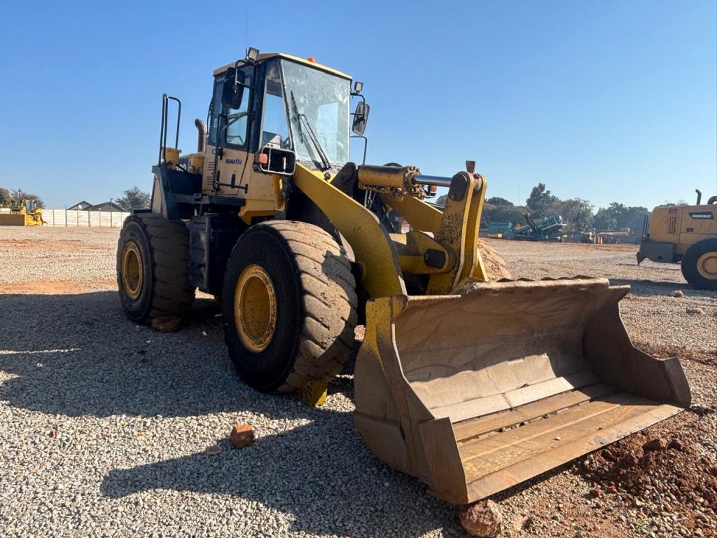 2009 KOMATSU WA380-5 FEL